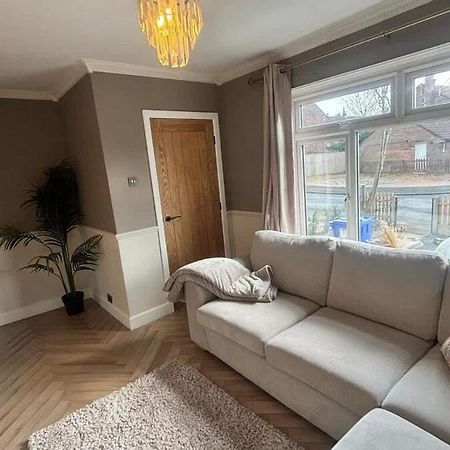 Stylish 2Bed - Manchester - Free Parking هايد المظهر الخارجي الصورة