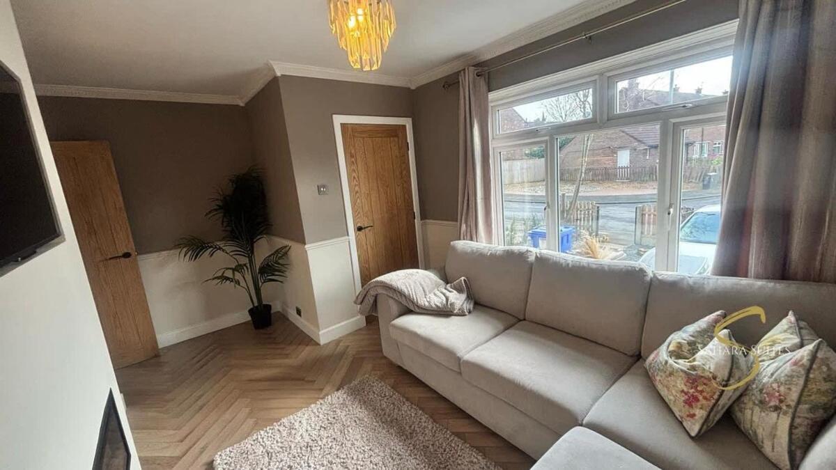 Stylish 2Bed - Manchester - Free Parking هايد المظهر الخارجي الصورة