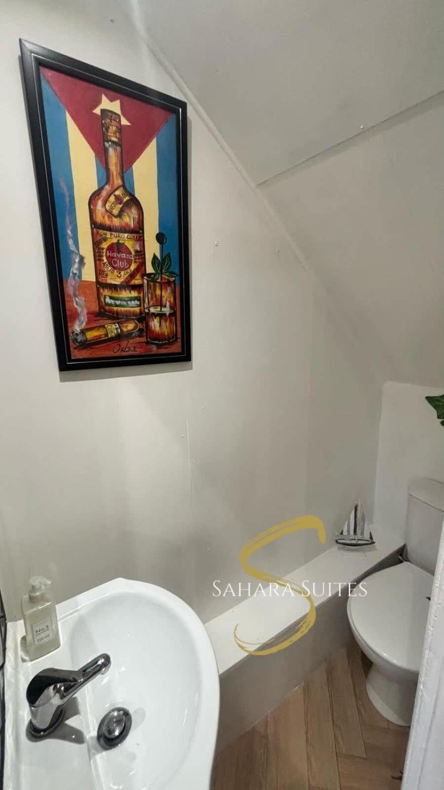 Stylish 2Bed - Manchester - Free Parking هايد المظهر الخارجي الصورة