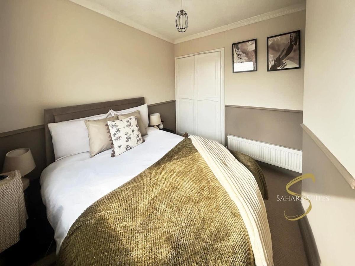 Stylish 2Bed - Manchester - Free Parking هايد المظهر الخارجي الصورة